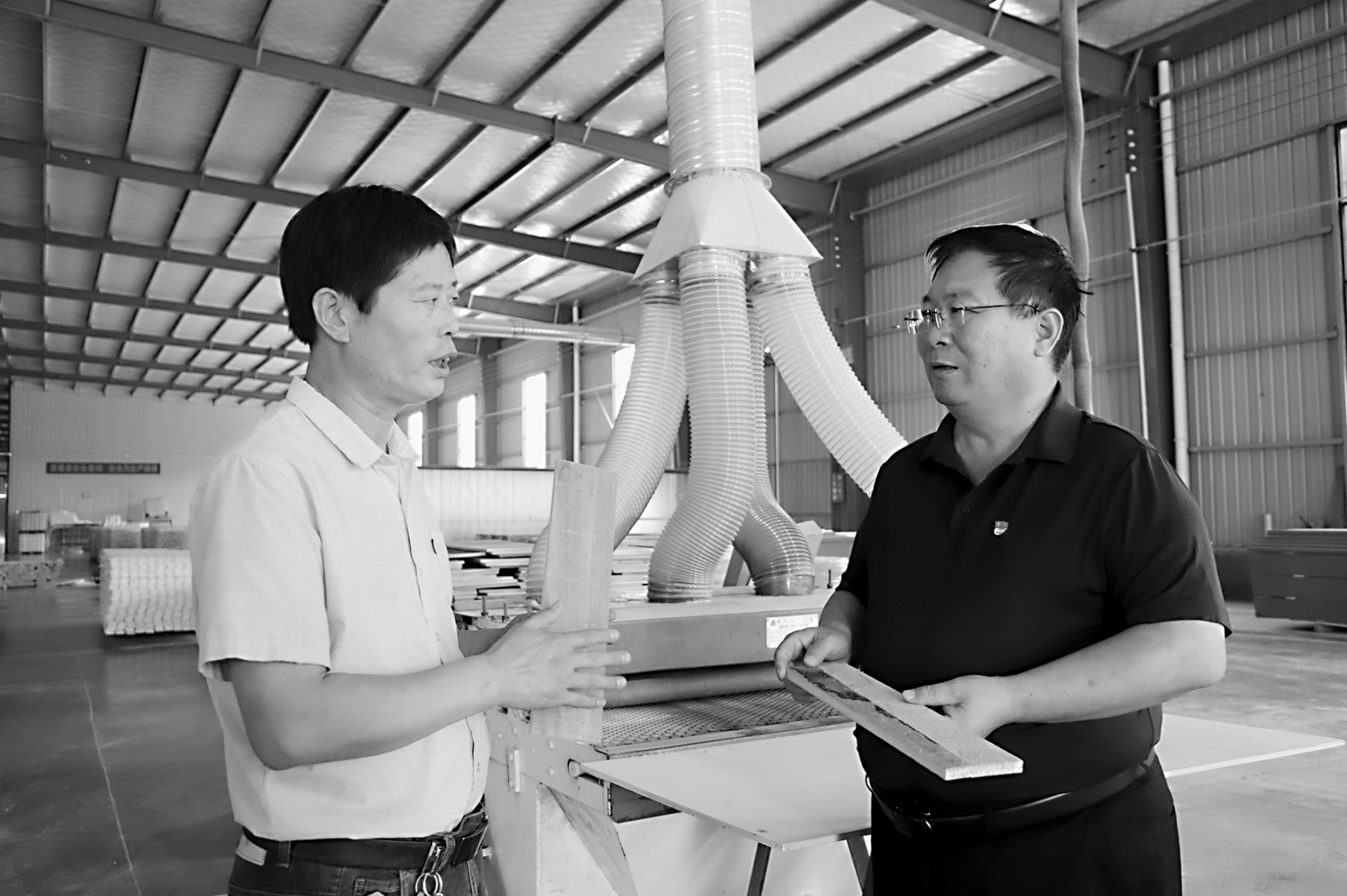 真情書寫為民情懷  實(shí)干踐行代表初心